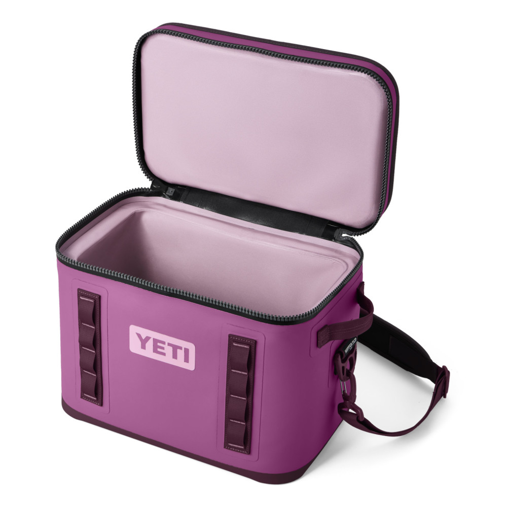 Yeti Hopper Flip 18 Soft Cooler Nordic Purple