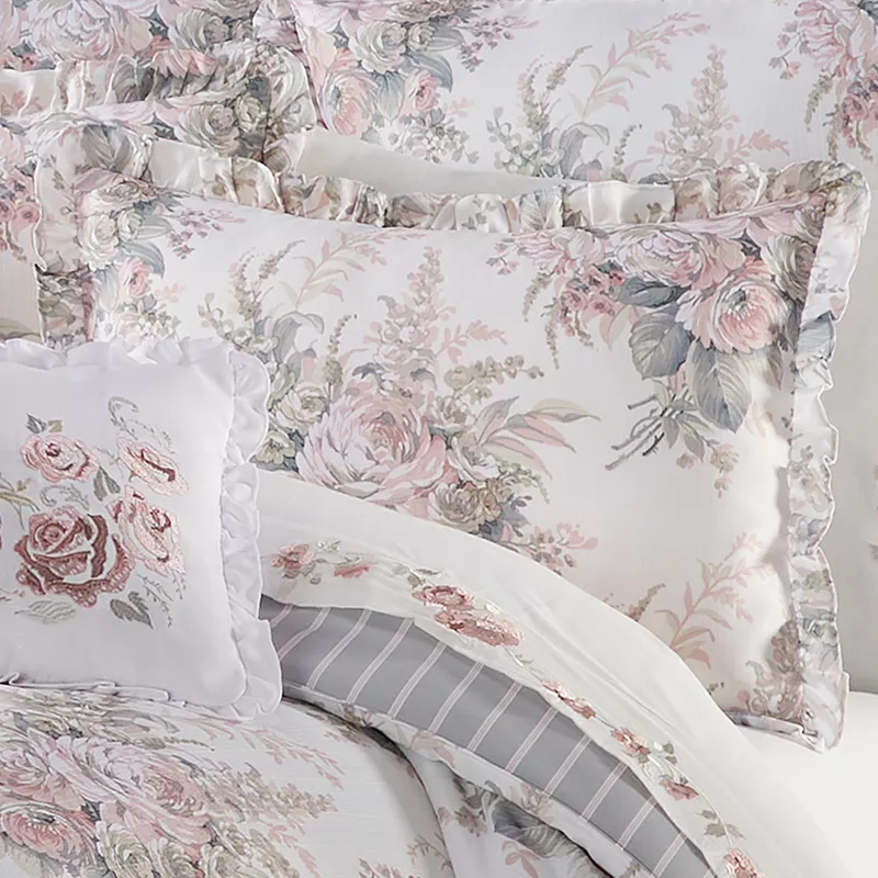 Royal Court Estelle Quilt Set with Shams