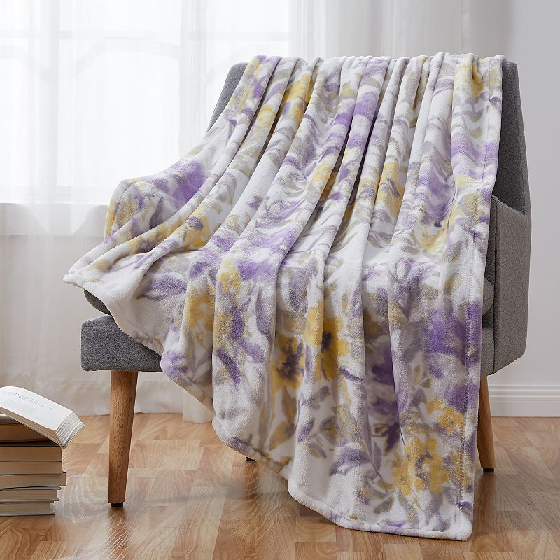 VCNY Home Sylenna Floral Plush Throw Blanket