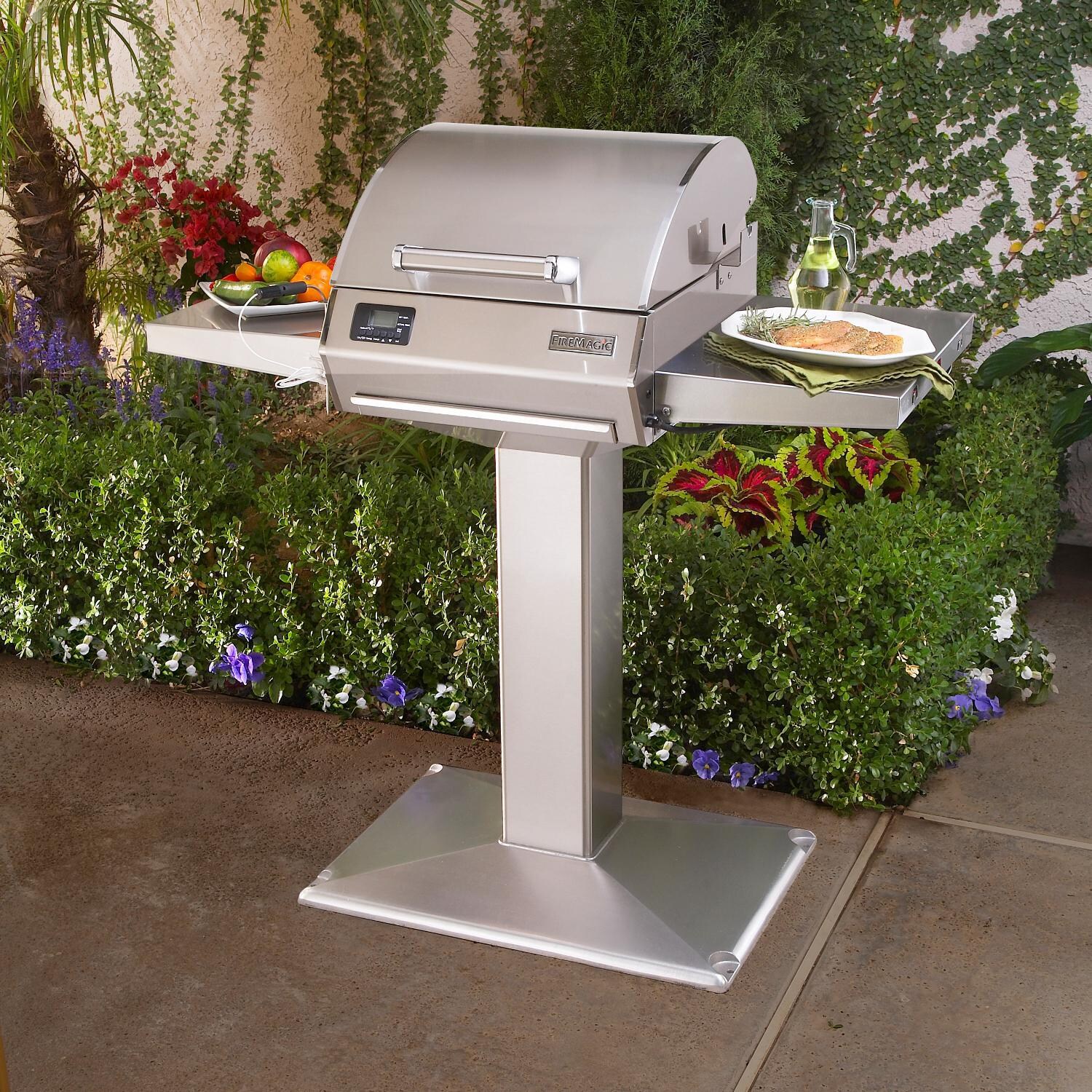 Fire Magic E250s 1800 Watt Electric Grill On Patio Post