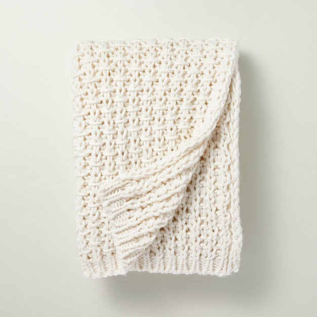 Chunky Knit Throw Blanket With Magnolia