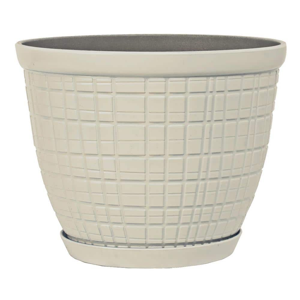 Adelyn 8 in. Glossy Ivory Plastic Planter with Saucer DP1471P/DPS1471