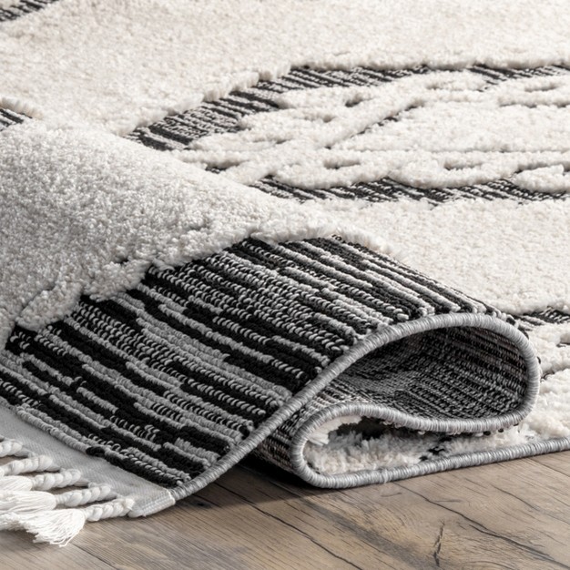 Nuloom Kylee Soft Shaggy Textured Tassel Area Rug