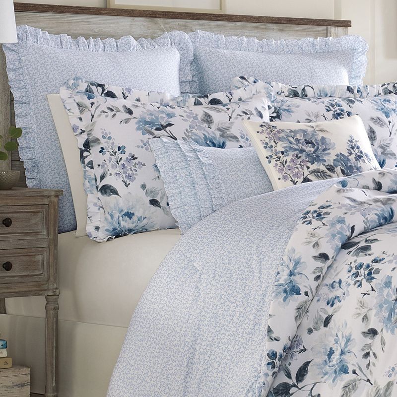 Laura Ashley Lifestyles Chloe Duvet Cover Set