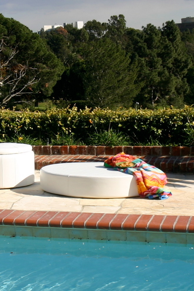 Footnote Oval Floor Pad   Contemporary   Outdoor Footstools And Ottomans   by la Fete Design  Houzz