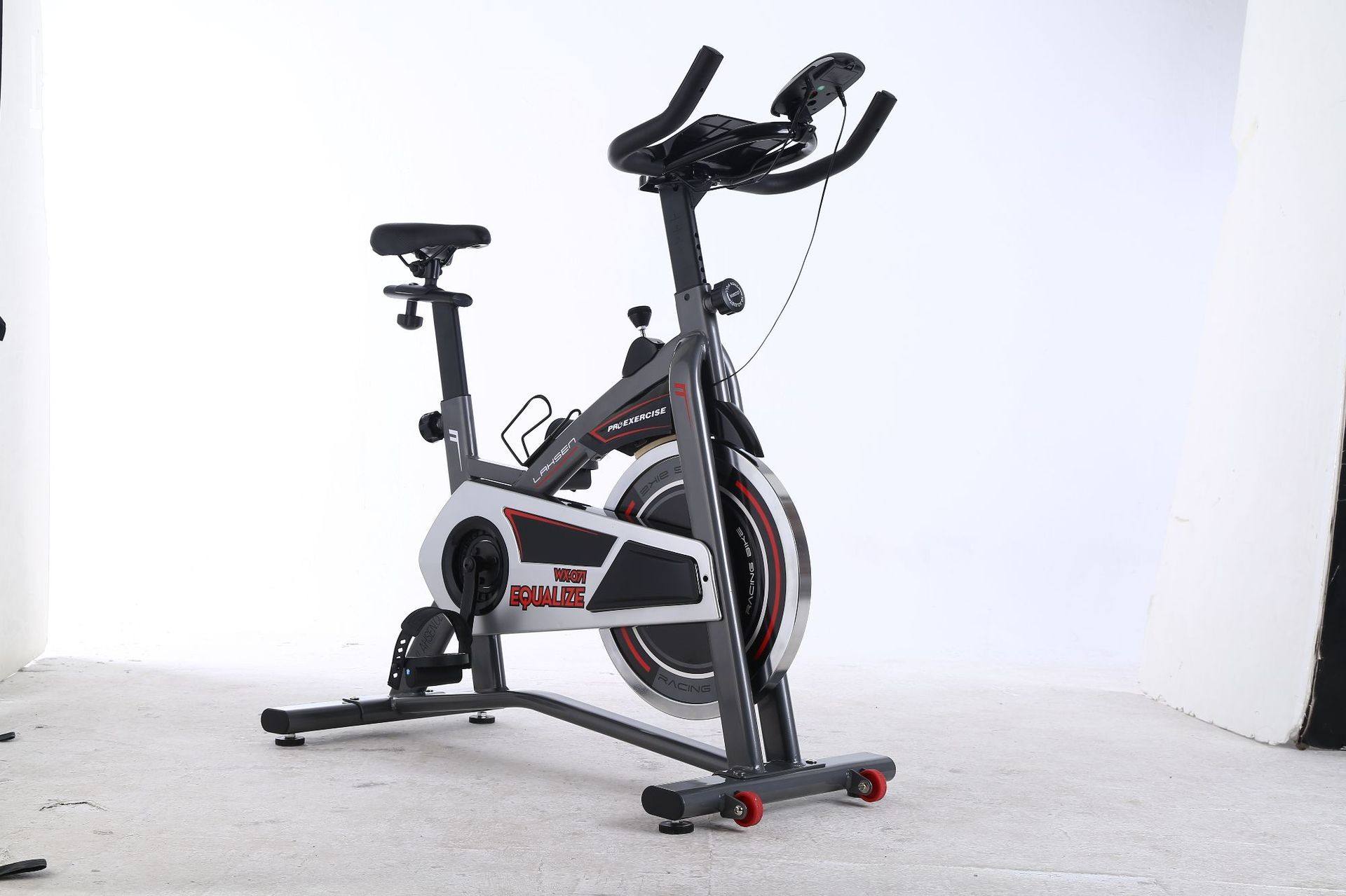 Hot sell household spin bike for body building fitness equipment exercise bike with adjustable seat cushion