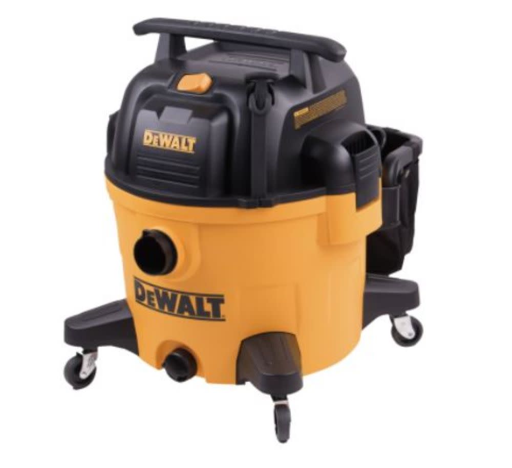 DEWALT 9 Gallon Poly Wet/Dry Vacuum