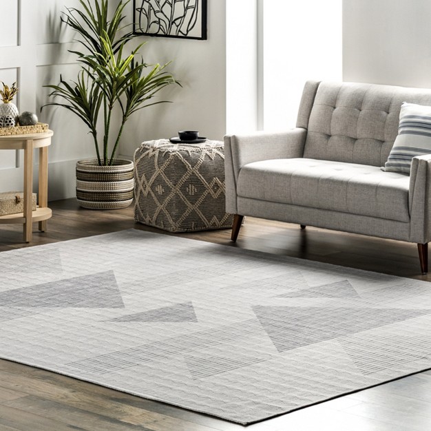 Nuloom Kerrie Modern Triangles Machine Washable Area Rug