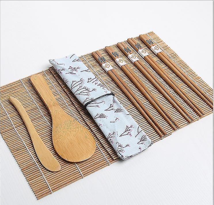 Sushi Making Kit， Delamu Bamboo Sushi Mat， Including 2 Sushi Rolling Mats， 5 Pairs Of Chopsticks， 1 Paddle， 1 Spreader， 1 Beginner Guide Pdf， Roll On，