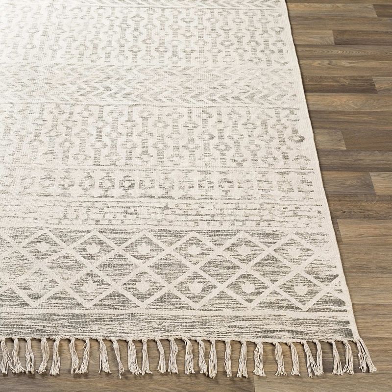 Anzio Global Area Rug