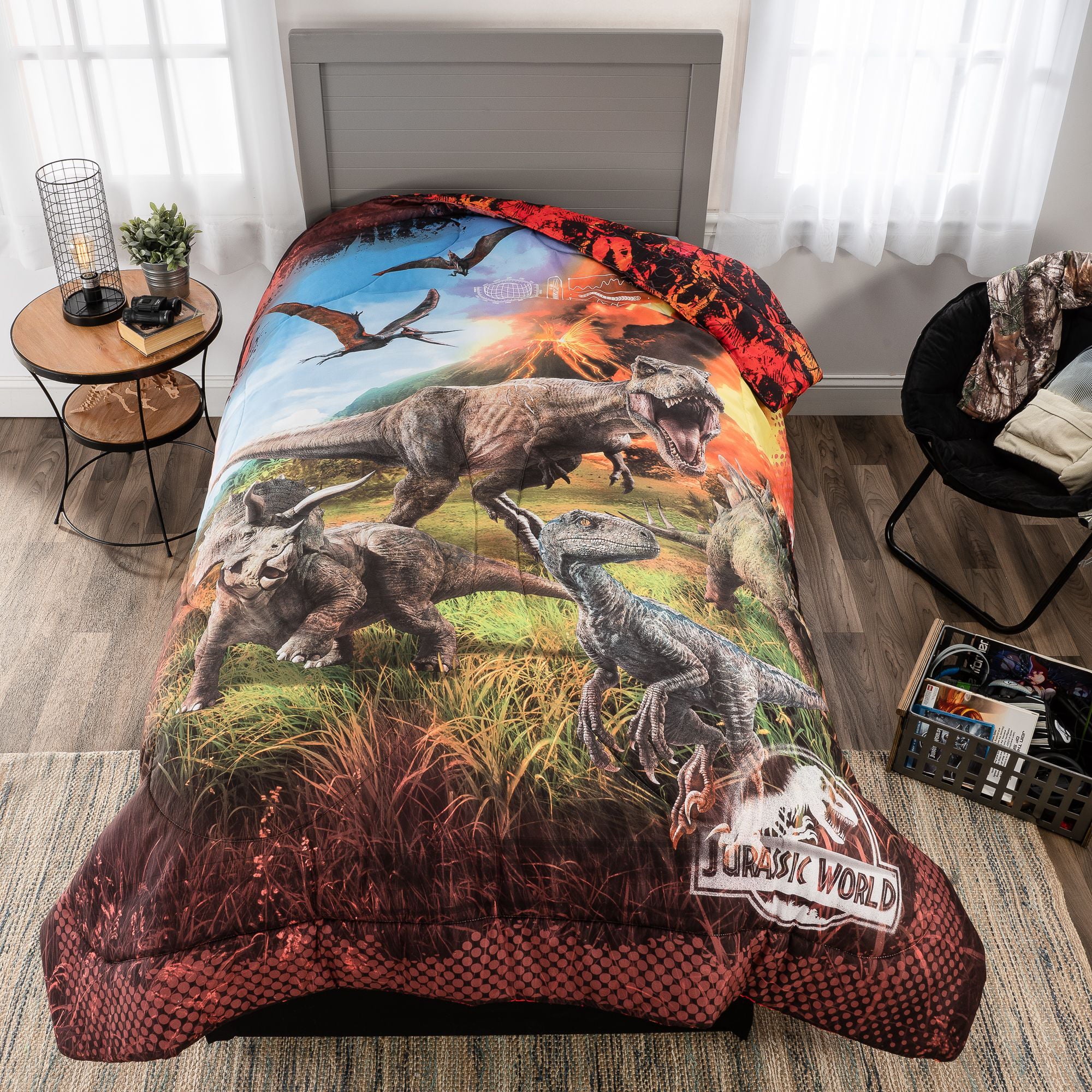 Jurassic World Kids Comforter and Sham， 2-Piece Set， Twin/Full， Reversible， Multicolor