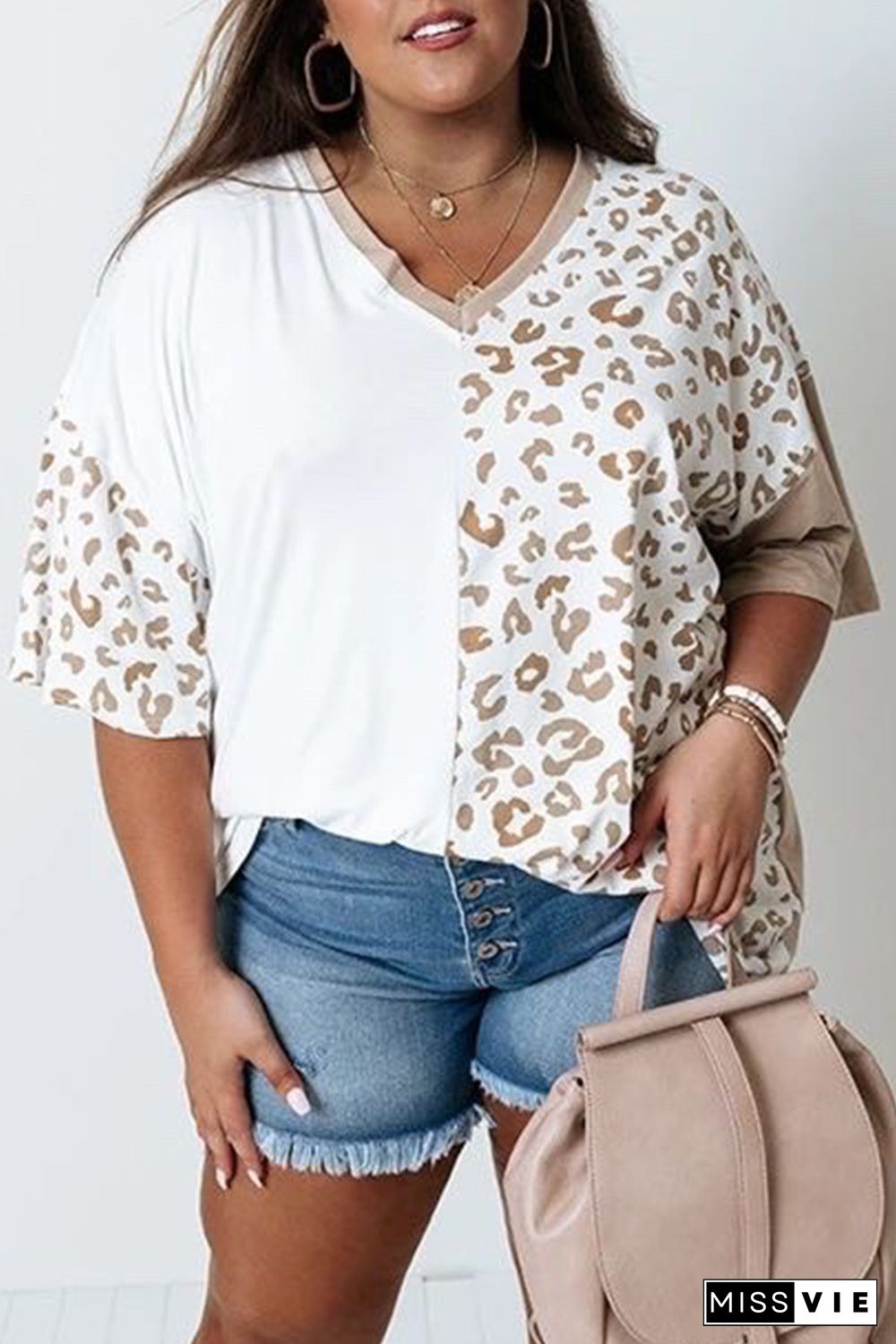 White Plus Size Leopard Patchwork Short Sleeve Top