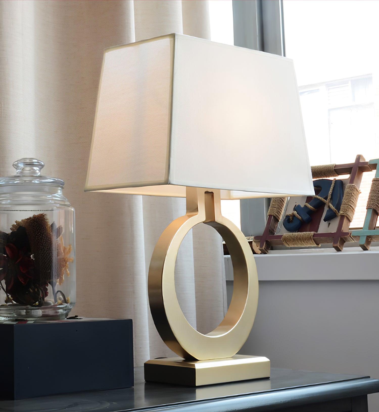 Keyhole Ring Table Lamp