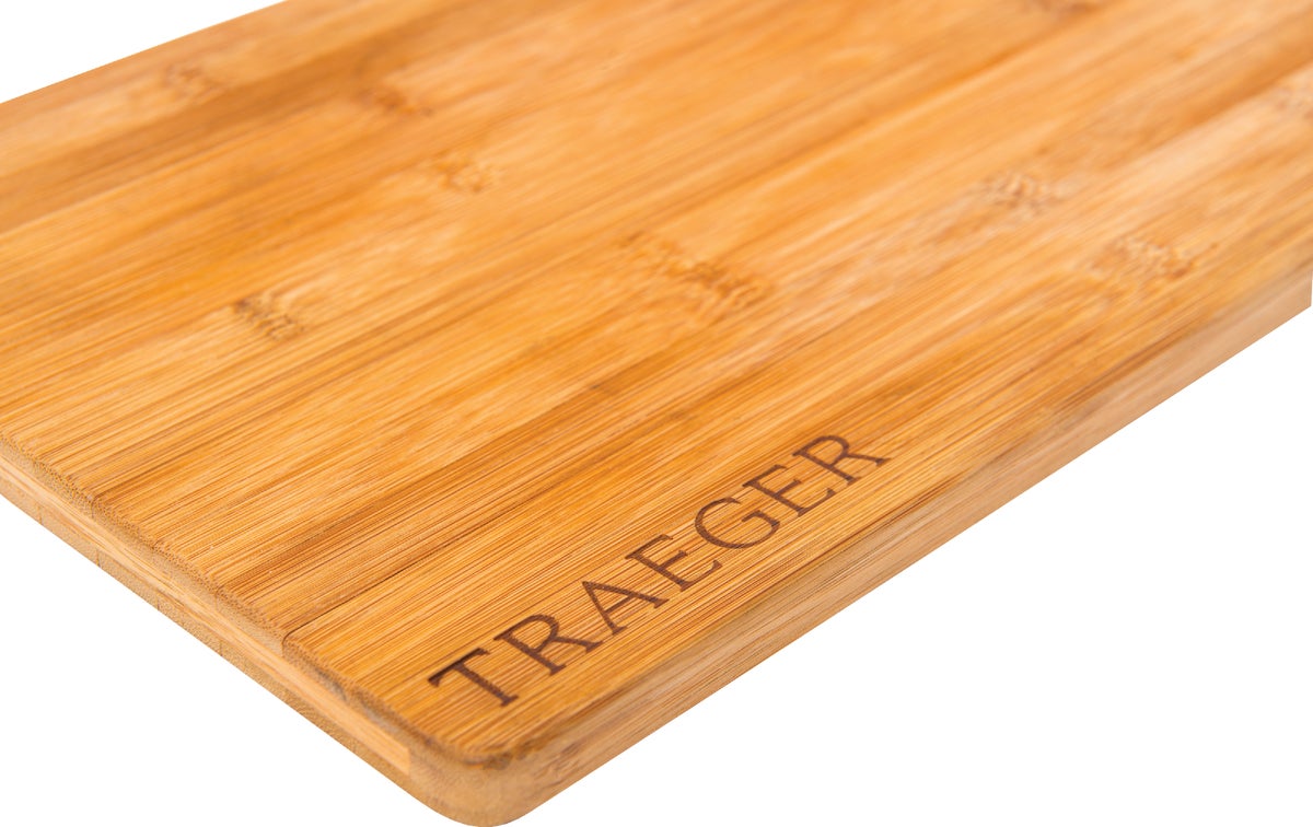 Traeger Magnetic Bamboo Cutting Board Brown