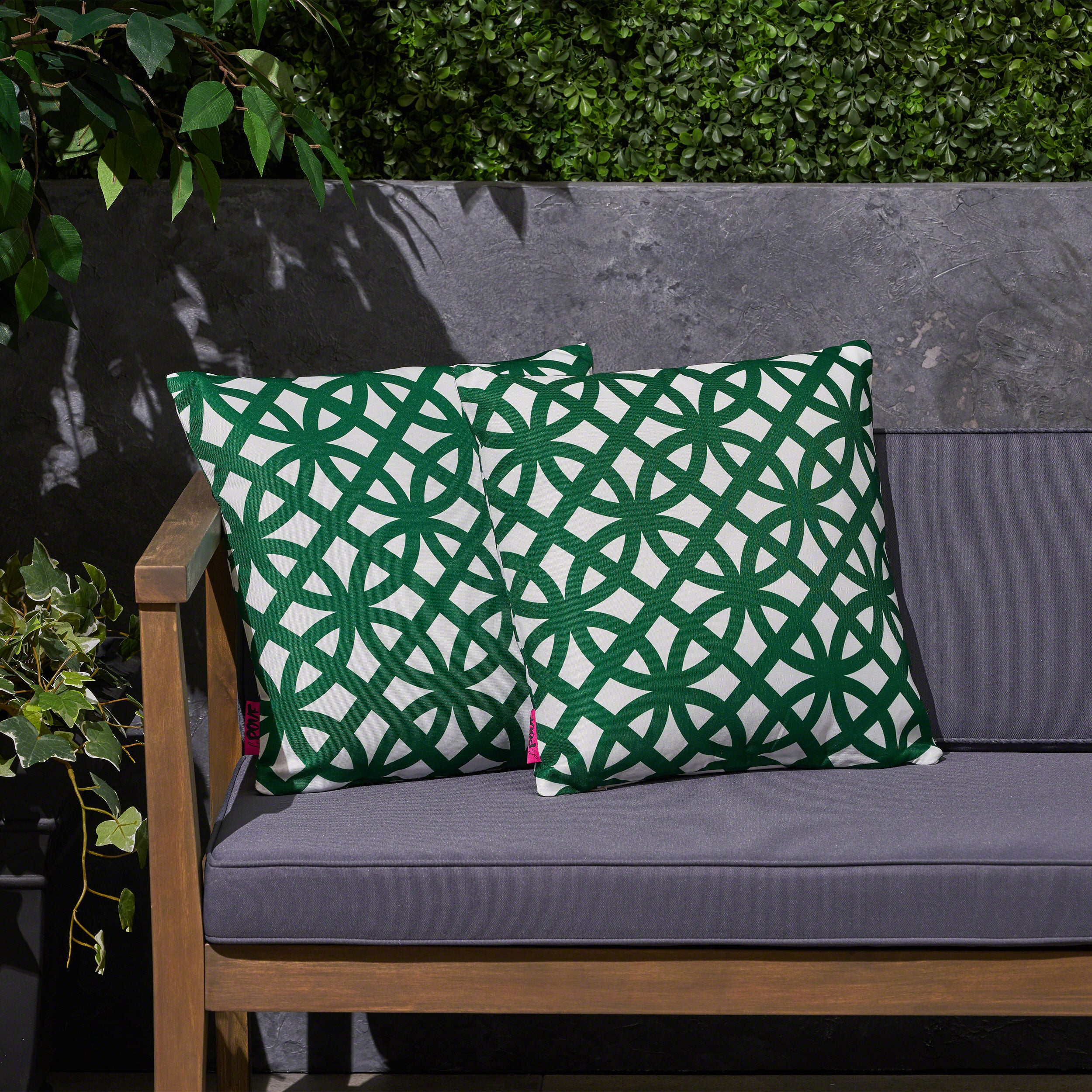 Jeremiah Outdoor Cushion, 17.75