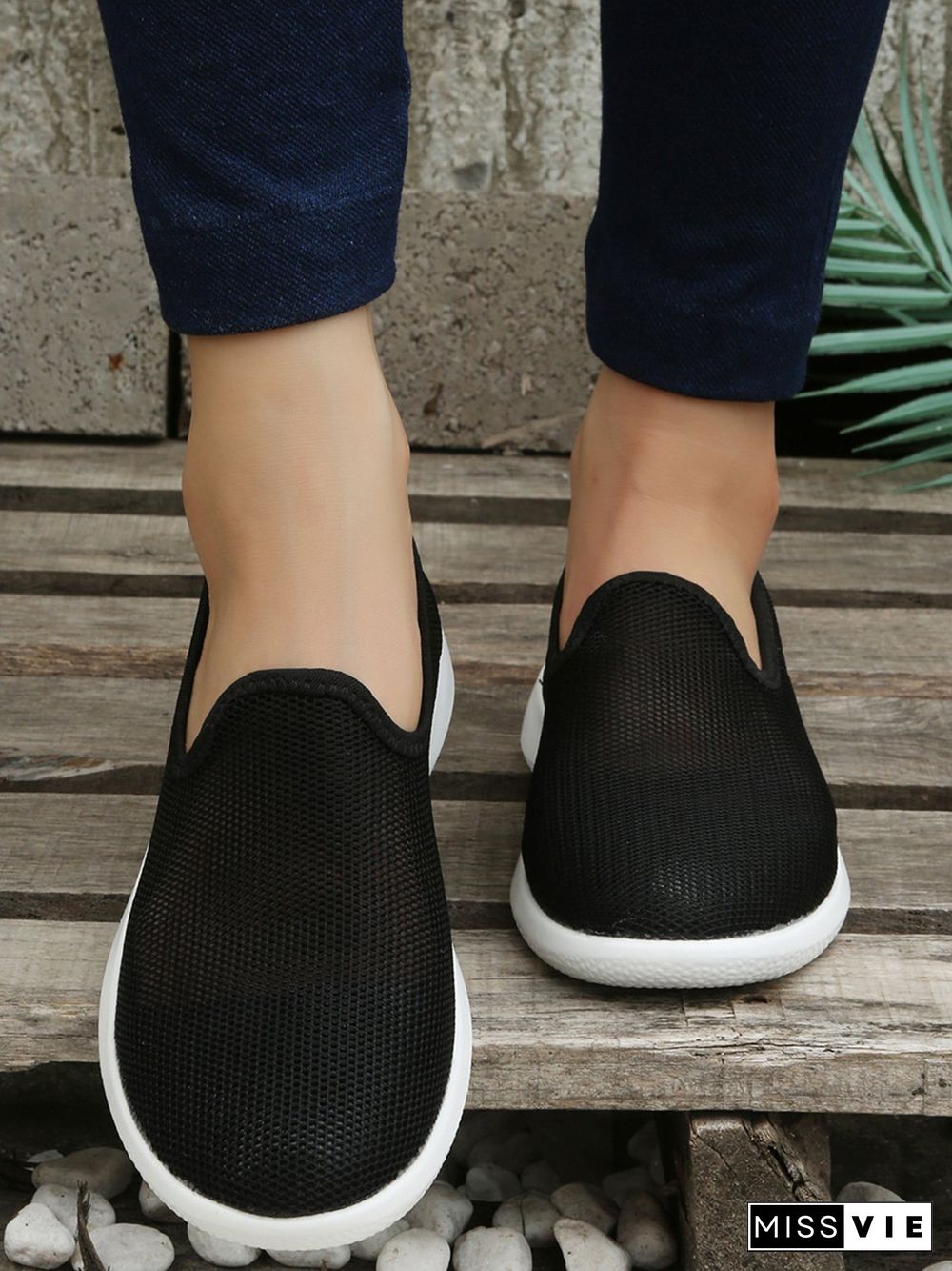 Women Plain Sports All Season Breathable Daily Slip On Flat Heel Mesh Fabric EVA Sneakers