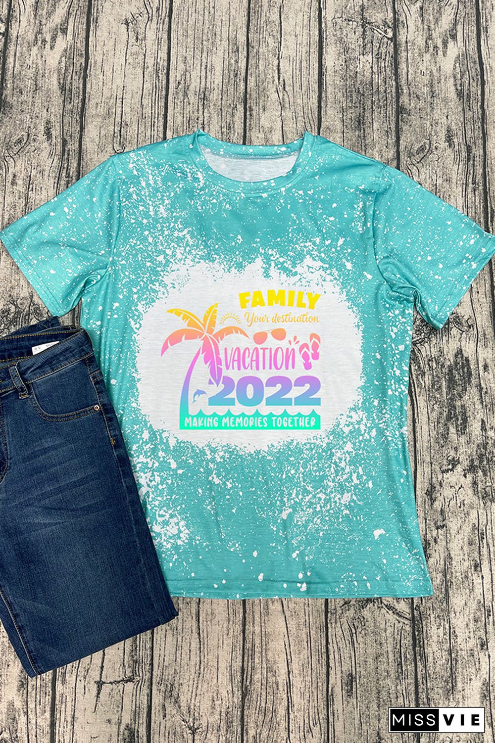 Family Vacation 2022 Graphic Tee Wholesale