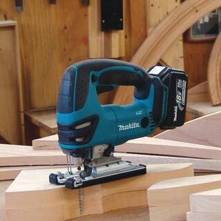 Makita 18V LXT Lithium-Ion Cordless Variable Speed Jigsaw (Tool-Only) XVJ03Z