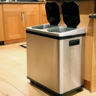 iTouchless 16 Gal. Dual-Compartment Stainless Steel Touchless Trash Can and Recycling Bin (8 Gal each) IT16RES