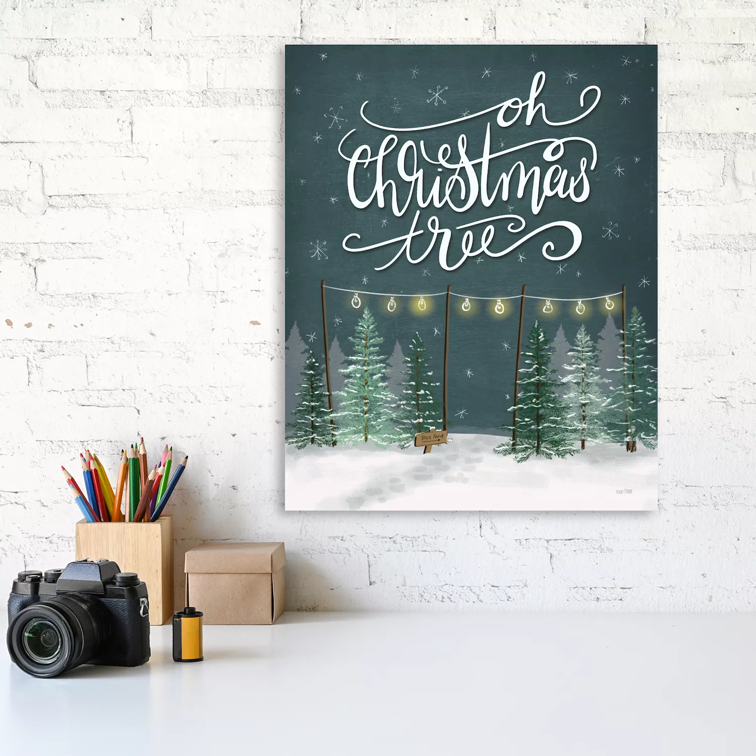 COURTSIDE MARKET Christmas Canvas Wall Art