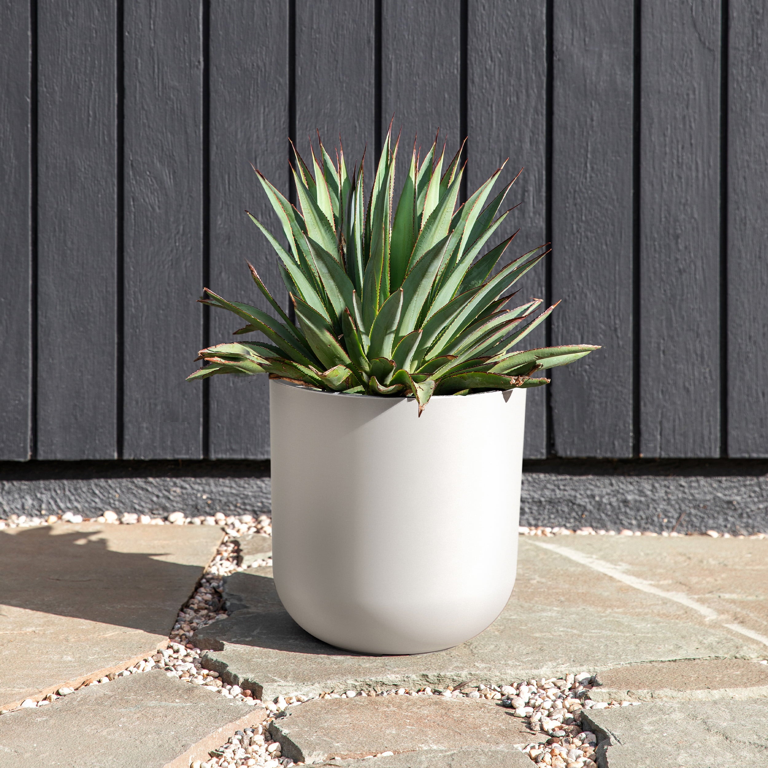 Veradek Pure Series Kona Planter Pot