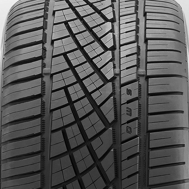 Continental ExtremeContact DWS06 245/45R18 100 Y Tire.