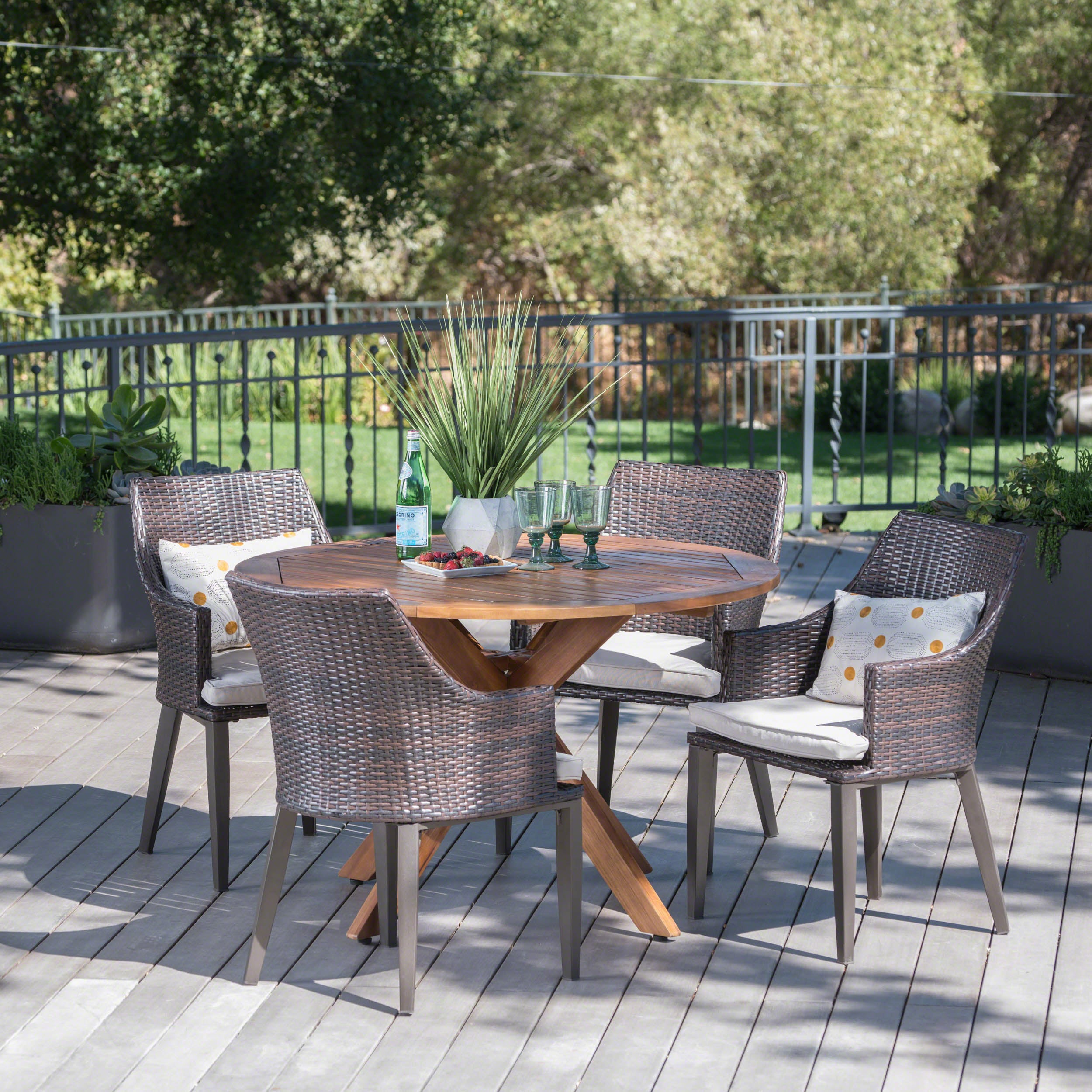 Ryanne Outdoor 5 Piece Multi-brown Wicker Round Dining Set