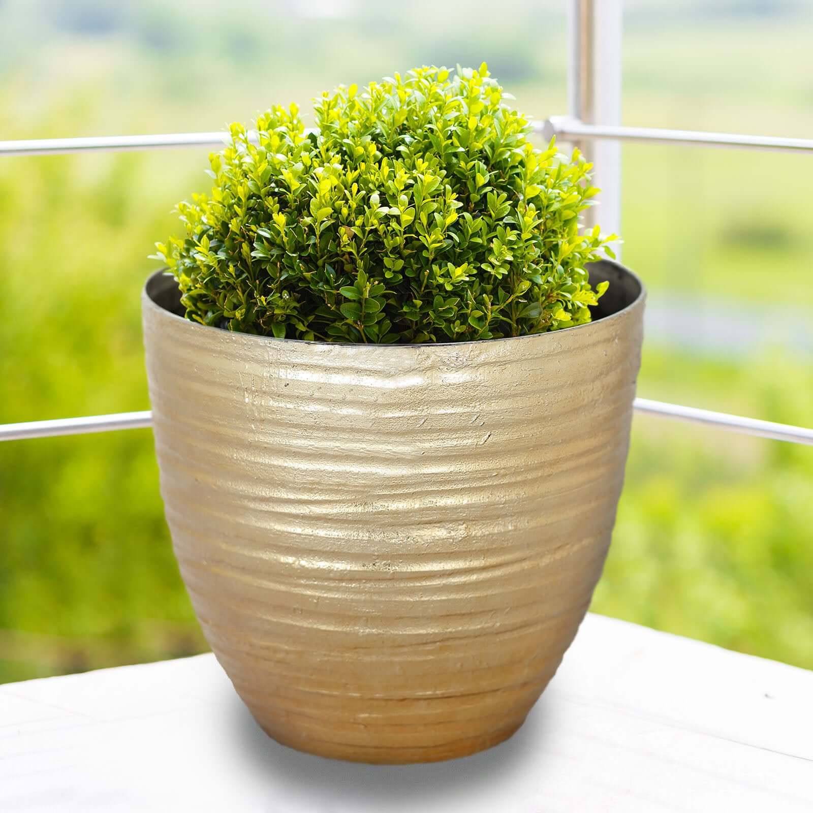 Metallic Gold Textured Finish Large Indoor Flower Plant Pot, Decorative Indoor/Outdoor Planter 12