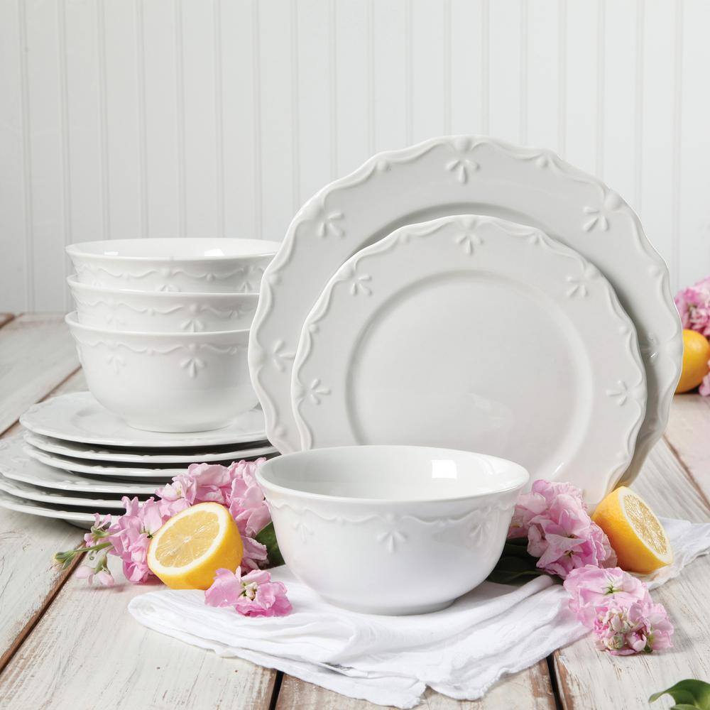 Gibson Home Scallop Buffet 12-Piece Casual White Ceramic Dinnerware Set (Service for 4) 985100539M