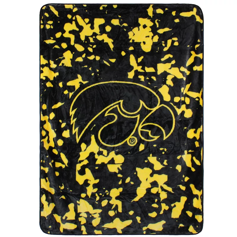 Iowa Hawkeyes Throw Blanket