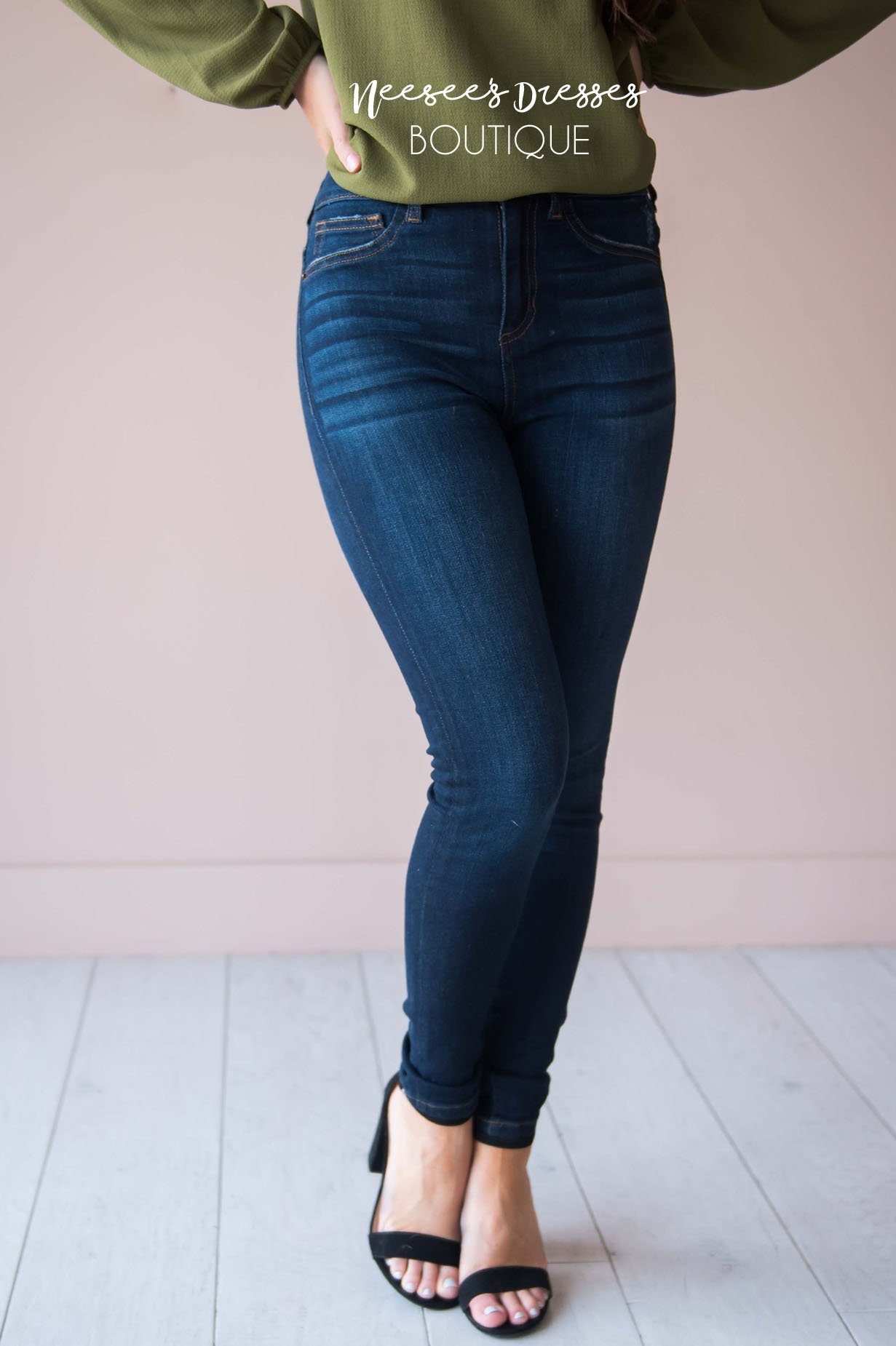 High Rise Dark Wash Skinny Jean