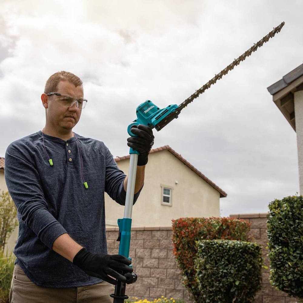 Makita 18V LXT Lithium-Ion Cordless 18 in. Telescoping Articulating Pole Hedge Trimmer (Tool Only) XNU05Z