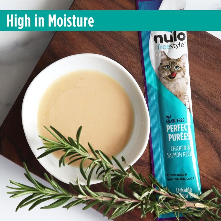 Nulo Freestyle Perfect Purees Chicken and Salmon Recipe Grain-Free Lickable Cat Treats