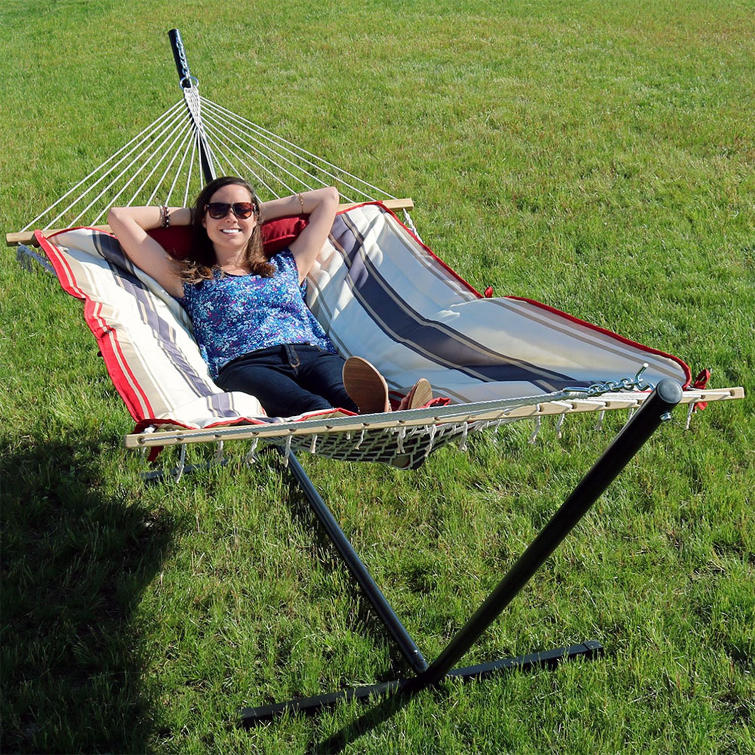 Sunnydaze Rope Hammock with Pad and Pillow Set and 12' Stand