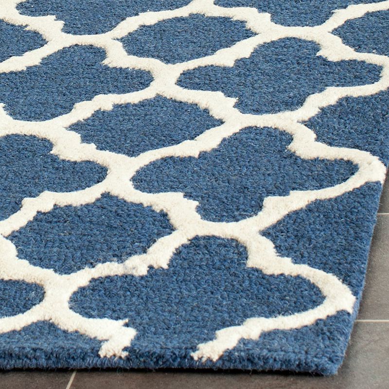 Safavieh Cambridge Clover Trellis Wool Rug