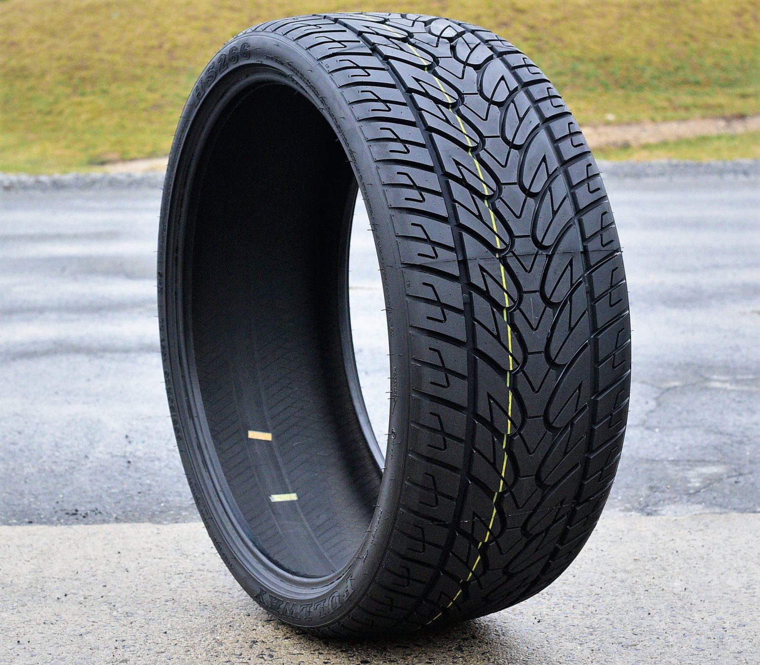 Tire Fullway HS266 295/35R24 110V XL A/S Performance