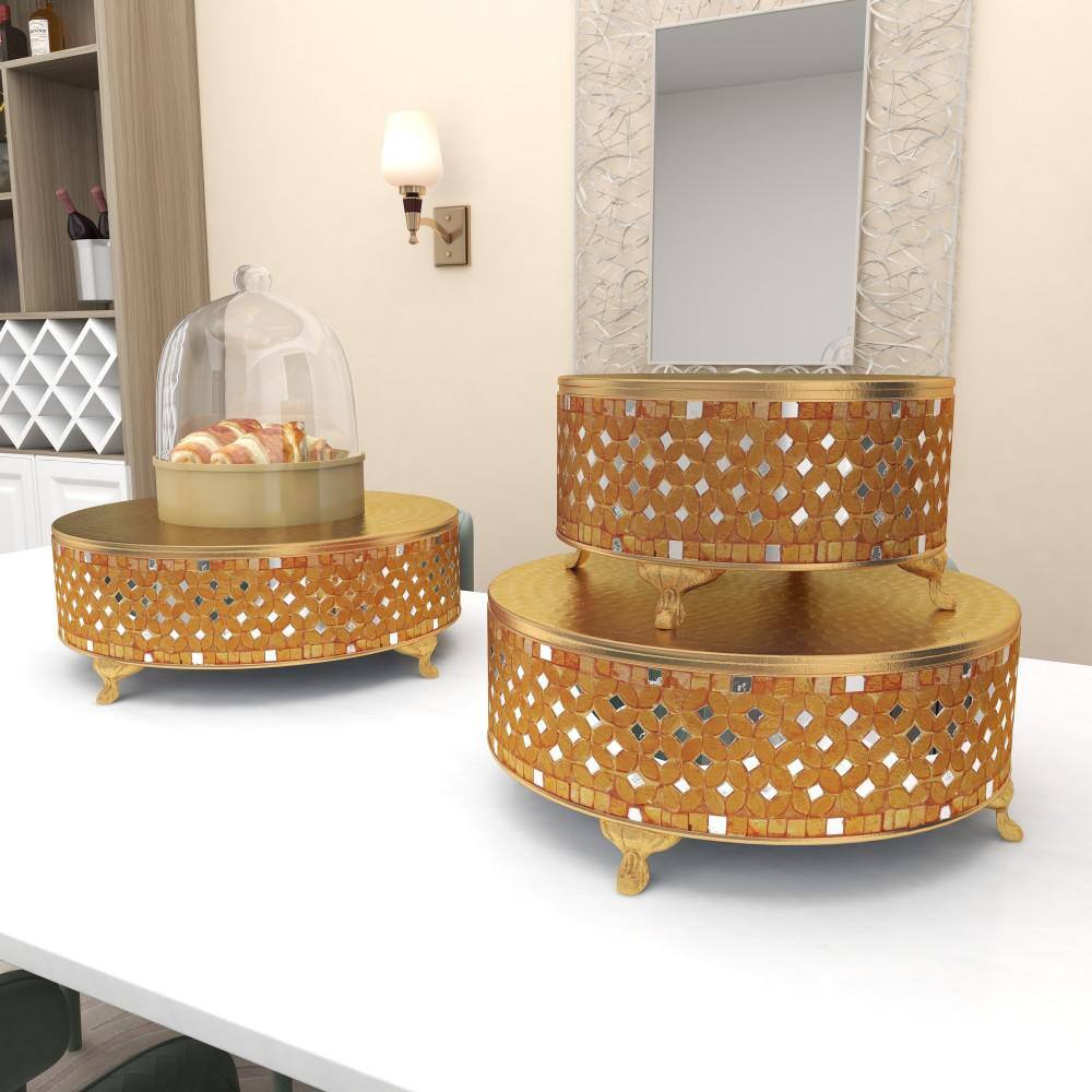 Litton Lane Gold Metal Glam Cake Stand (Set of 3) 23980