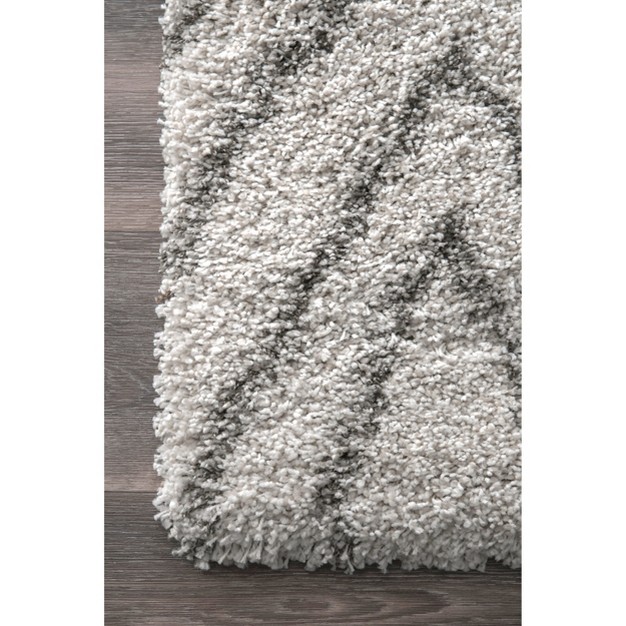 Nuloom Willette Diamond Shaggy Area Rug