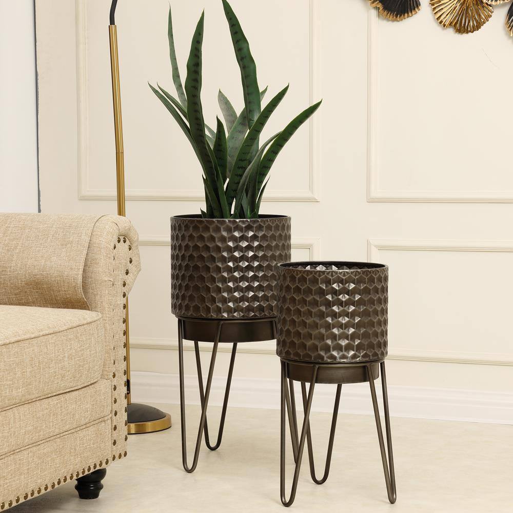 Luxen Home Brown Metal Honeycomb Cachepot Planters with Brown Metal Stands (2-Pack) WHPL1454