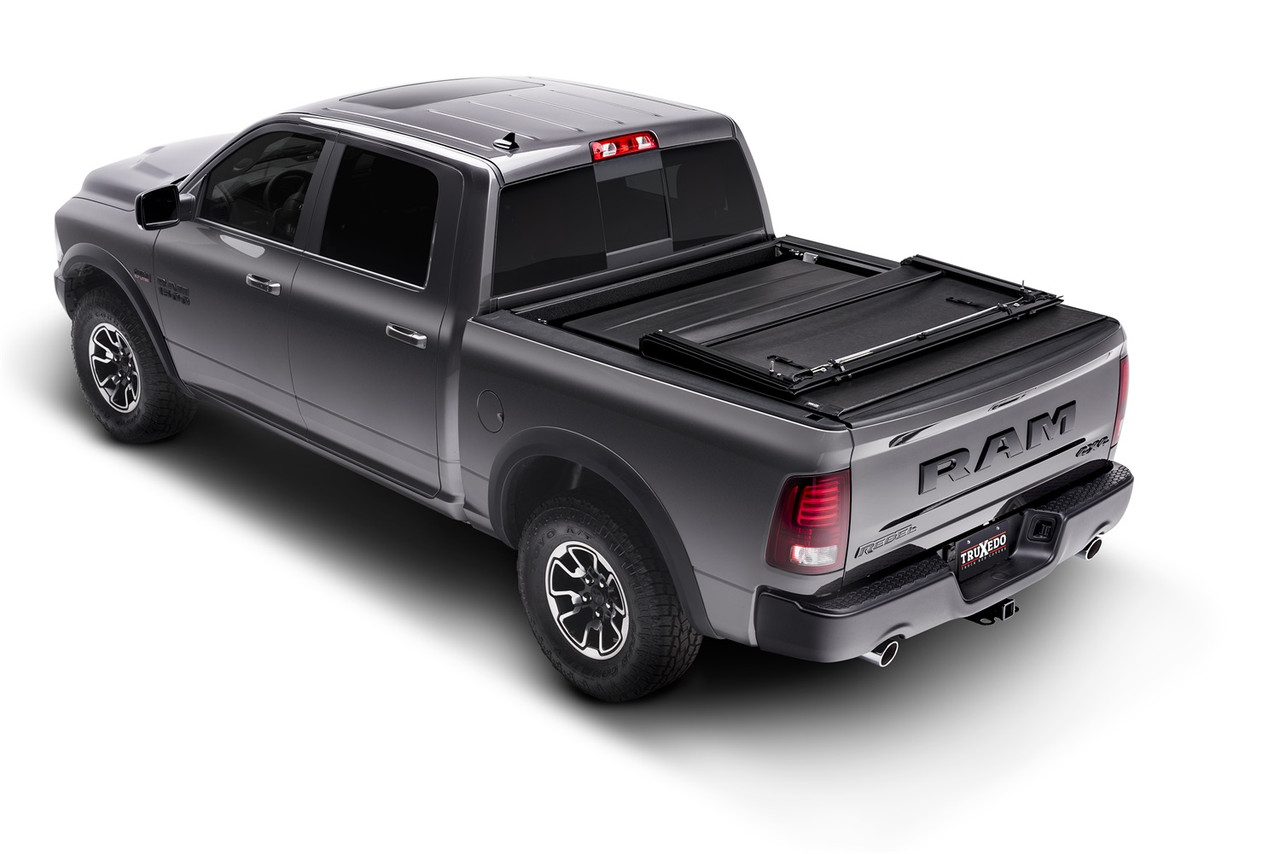 Truxedo Deuce  1620 Titan 8x272quot Tonneau Cover