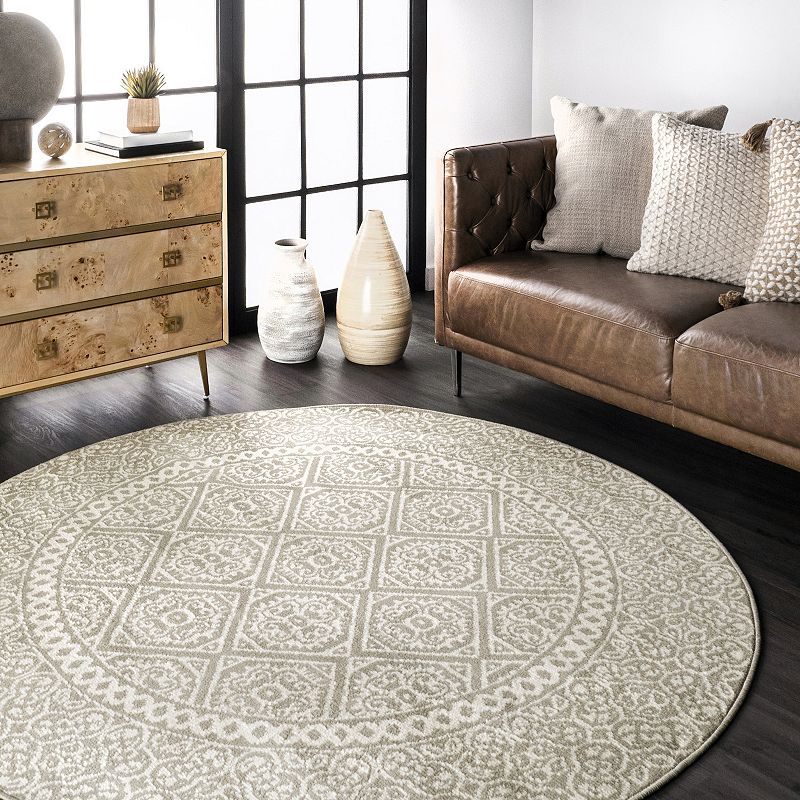 nuLoom Transitional Floral Jeanette Area Rug