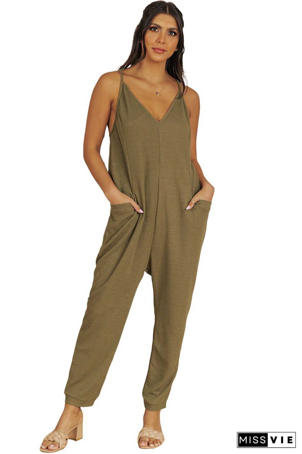 Green Textured Sleeveless V-Neck Pocketed Casual Jumpsuit