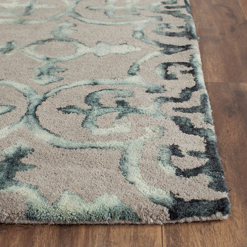 Safavieh Creedence Quatrefoil Dip-Dyed Wool Rug