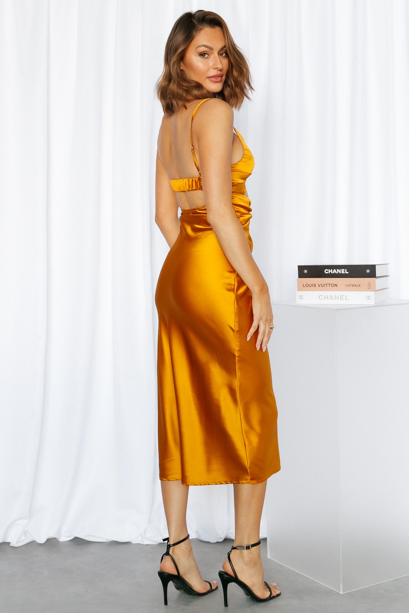 Waterfall Views Midi Dress Yellow