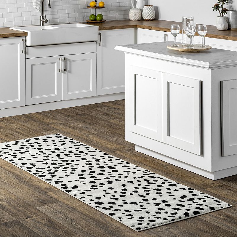 nuLoom Brooks Leopard Print Area Rug