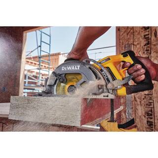 DW FLEXVOLT 60V MAX Cordless Brushless 7-14 in. Wormdrive Style Circular Saw (Tool Only) DCS577B