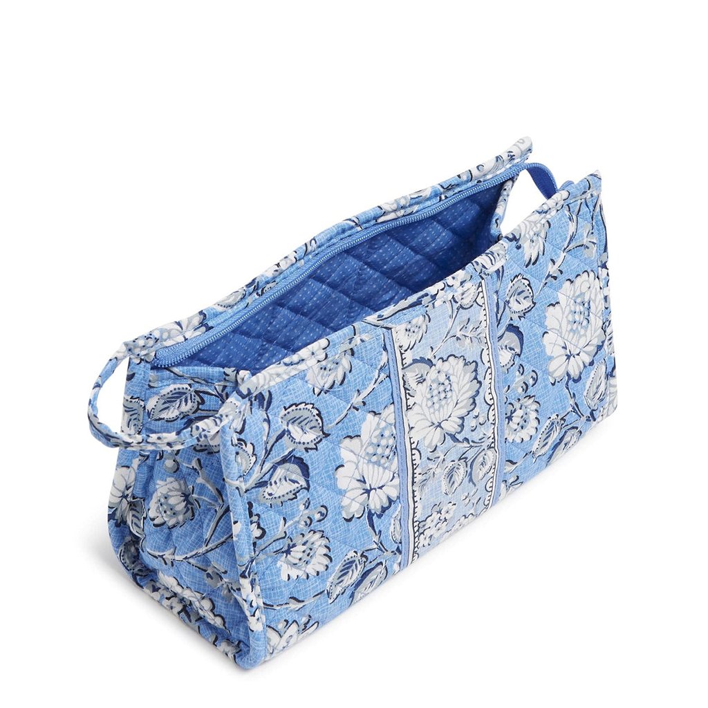 Vera Bradley  Trapeze Cosmetic Bag in Sweet Garden Blue