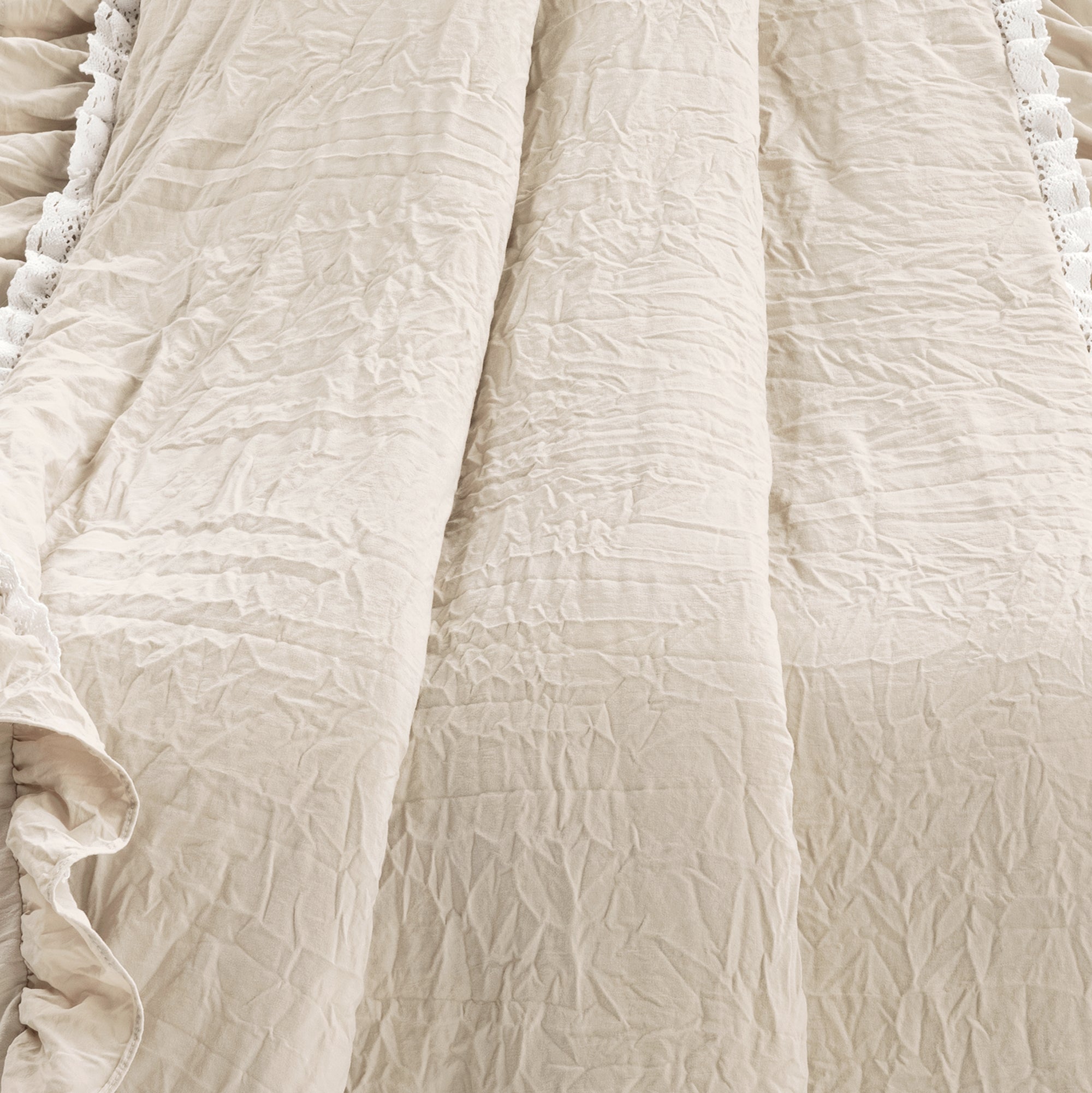 Ella Ruffle Lace Throw