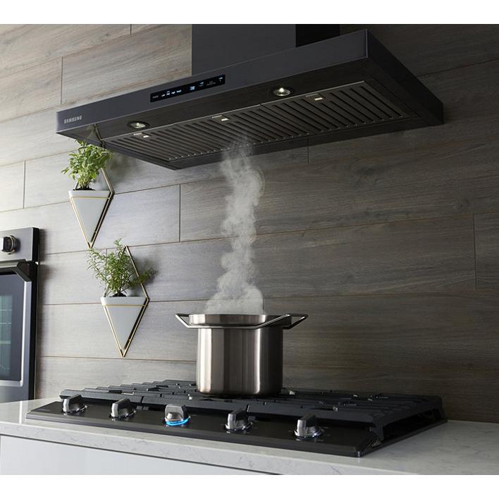  36-inch Built-in Gas Cooktop with Wi-Fi and Bluetooth Connected NA36N7755TS/AA