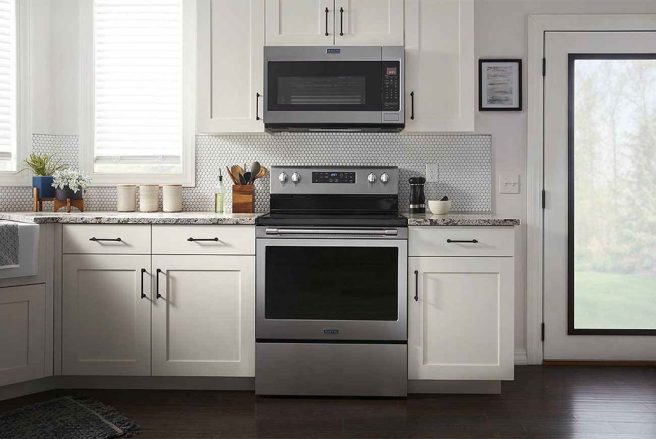 Maytag 5.3 Cu. Ft. Fingerprint Resistant Stainless Steel Electric Range With Air Fryer And Basket